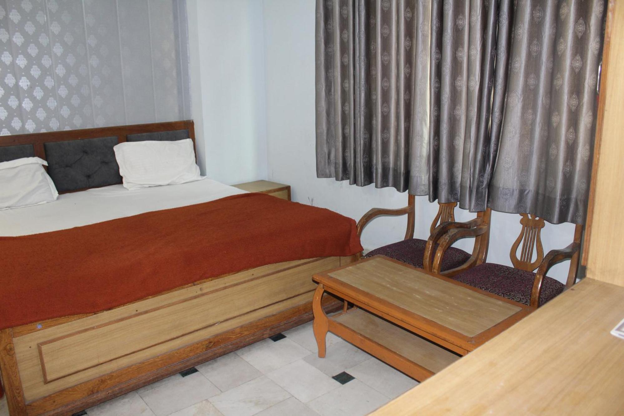 Hotel Shree Chitra Residency By Grb Haridwār Esterno foto