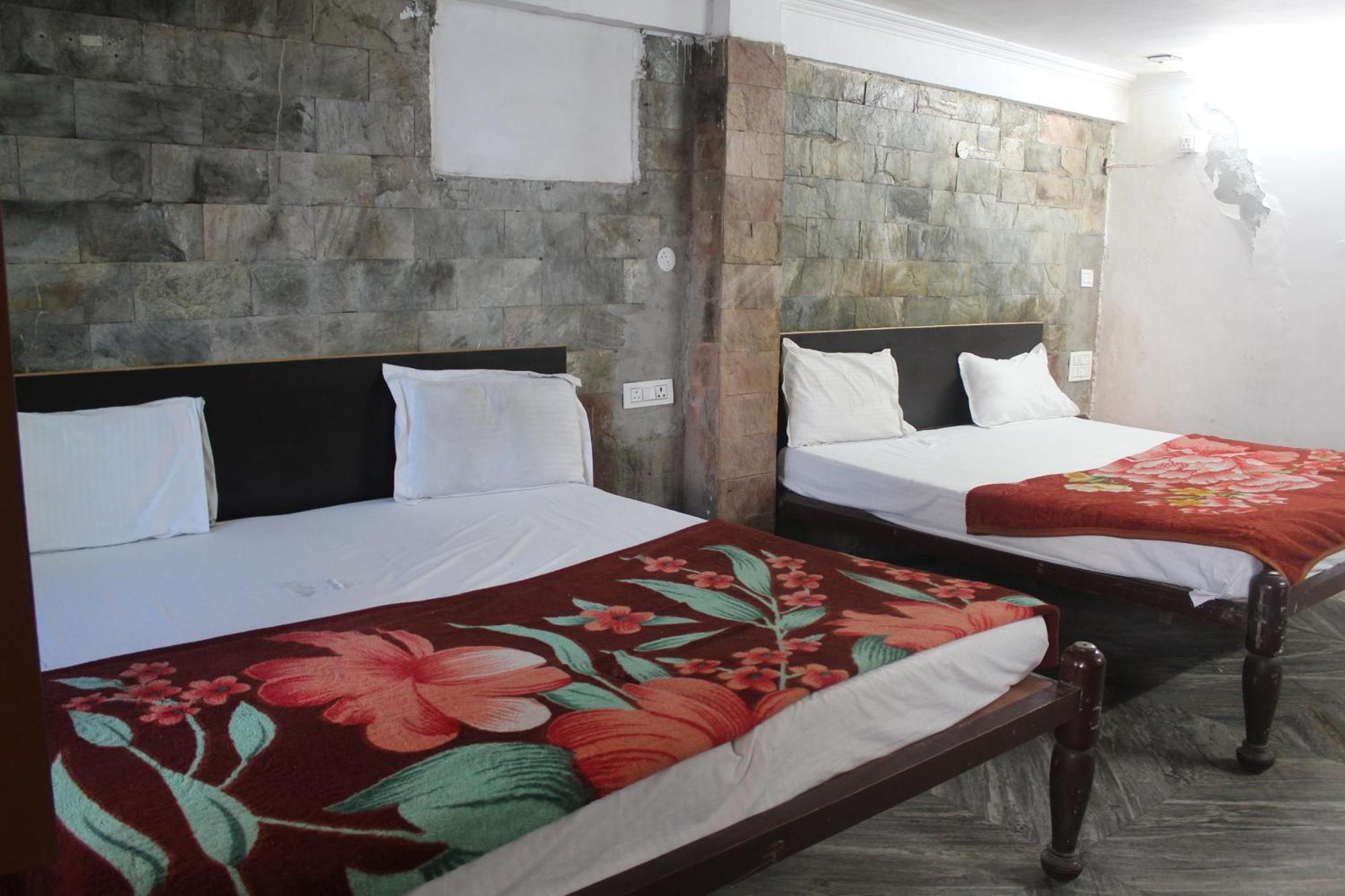 Hotel Shree Chitra Residency By Grb Haridwār Esterno foto