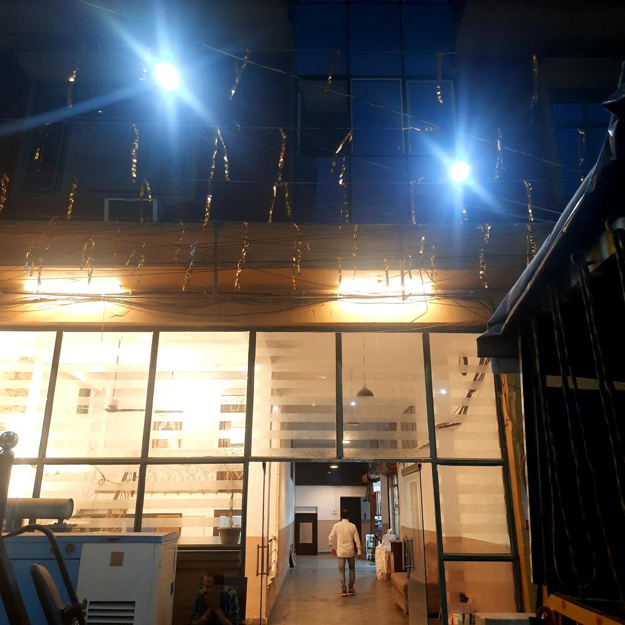 Hotel Shree Chitra Residency By Grb Haridwār Esterno foto